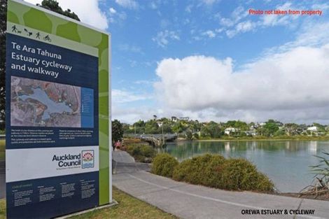 Photo of property in 50 Arran Point Parade, Orewa, 0931