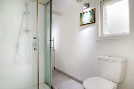 Photo of property in 86 Marlborough Avenue, Glenfield, Auckland, 0629