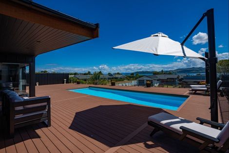 Photo of property in 20 Kurapoto Lane, Rainbow Point, Taupo, 3330