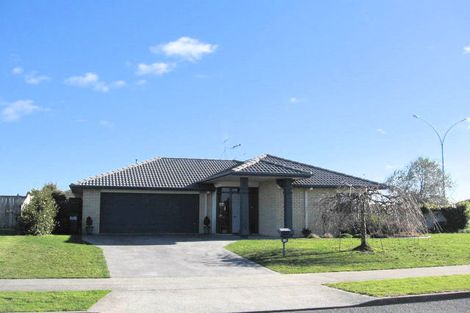 Photo of property in 23 Cate Road, Rototuna, Hamilton, 3210