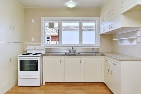 Photo of property in 28 Wimborne Crescent, Aranui, Christchurch, 8061