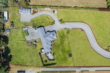 Photo of property in 9 Thorndon Close, Kirwee, Darfield, 7571