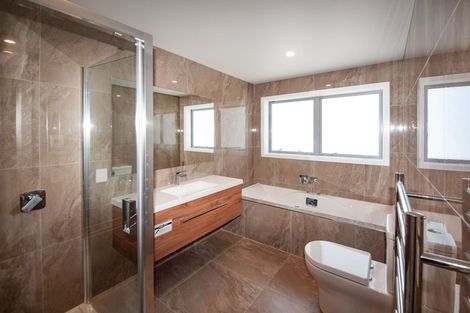 Photo of property in 166 Amesbury Drive, Churton Park, Wellington, 6037