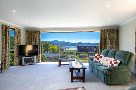 Photo of property in 14 Moana View Road, Waikawa, Picton, 7220