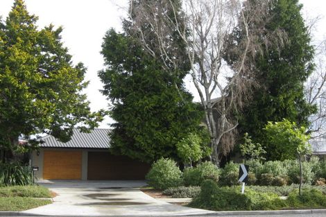 Photo of property in 141 Napier Road, Havelock North, 4130