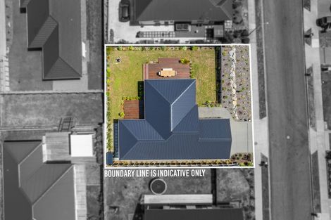 Photo of property in 11 Karearea Avenue, Waikanae, 5036