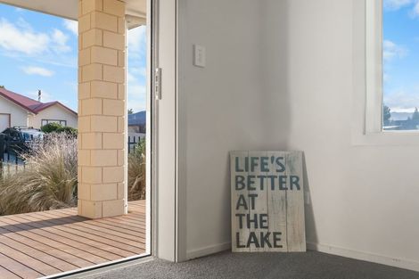Photo of property in 37 Rhoboro Road, Twizel, 7901