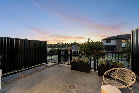Photo of property in 2/4 Ngaroma House Drive, Hobsonville, Auckland, 0616