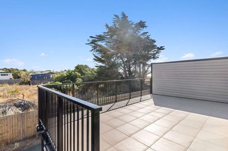 Photo of property in 85b Marine Parade, North New Brighton, Christchurch, 8083