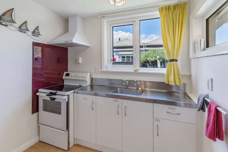 Photo of property in 8a Pharazyn Street, Gonville, Whanganui, 4500