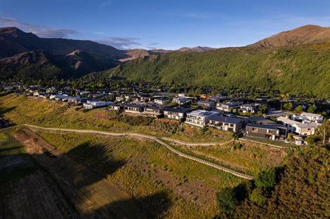 Photo of property in 16 Advance Terrace, Arrowtown, 9302