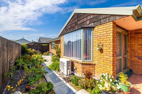 Photo of property in 10 Robert Coup Road, Kaiapoi, 7630