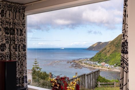 Photo of property in 28 Welland Place, Island Bay, Wellington, 6023