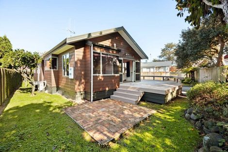 Photo of property in 14a Knighton Road, Hillcrest, Hamilton, 3216