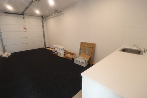 Photo of property in 1 Ngatoa Place, Glenfield, Auckland, 0629