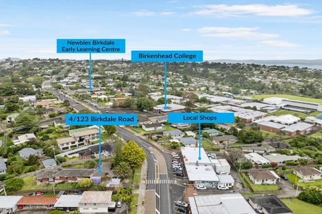 Photo of property in 4/123 Birkdale Road, Birkdale, Auckland, 0626
