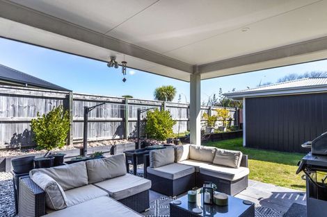 Photo of property in 35 Noumea Drive, Rangatira Park, Taupo, 3330