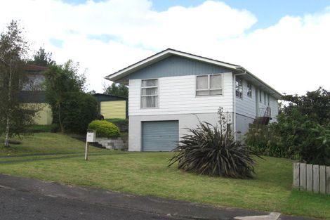 Photo of property in 50 Glenbervie Crescent, Massey, Auckland, 0614