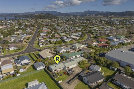Photo of property in 6 Joan Gaskell Drive, Whitianga, 3510