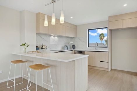 Photo of property in 24f Wayne Drive, Mangere, Auckland, 2022