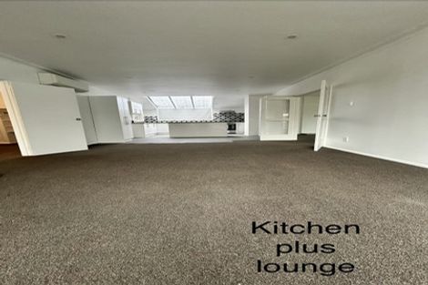 Photo of property in 316 Memorial Avenue, Burnside, Christchurch, 8053