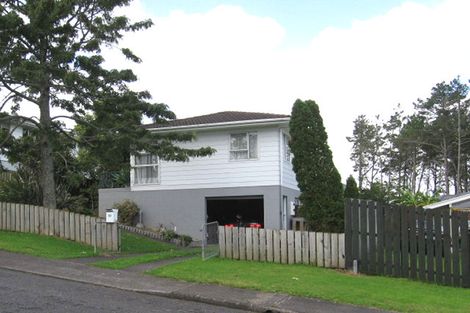 Photo of property in 52 Glenbervie Crescent, Massey, Auckland, 0614