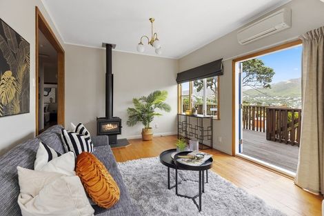 Photo of property in 33 Bankot Crescent, Ngaio, Wellington, 6035