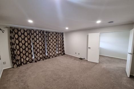 Photo of property in 4 Bruckless Drive, Flat Bush, Auckland, 2019