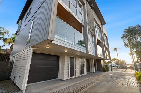 Photo of property in 3/4 Jutland Road, Hauraki, Auckland, 0622