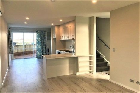 Photo of property in 39 Lockheed Street, Hobsonville, Auckland, 0618