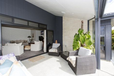 Photo of property in 36 Ripiro Drive, Baylys Beach, Dargaville, 0377