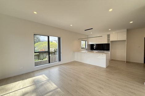 Photo of property in 13f Glendhu Road, Bayview, Auckland, 0629