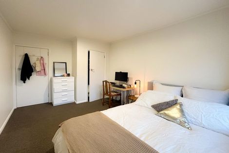 Photo of property in 4 Black Rock Road, Newlands, Wellington, 6037