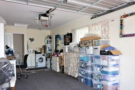 Photo of property in 11c Kent Street, Levin, 5510