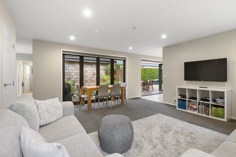 Photo of property in 55 Ina Ville Drive, Pukekohe, 2120