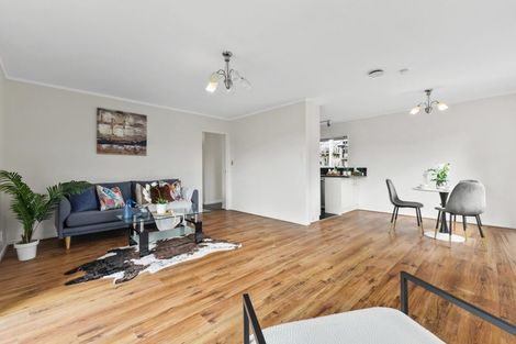 Photo of property in 2/39 Bayview Road, Bayview, Auckland, 0629