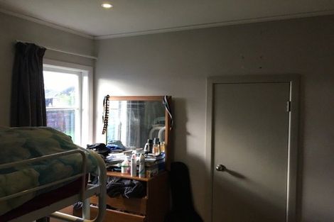 Photo of property in 51 Smythe Road, Henderson, Auckland, 0612