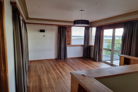 Photo of property in 10 Mona Avenue, Mangere Bridge, Auckland, 2022