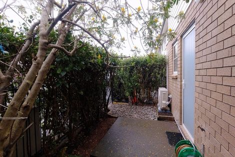 Photo of property in 1 Chiefs Court, Hamilton East, Hamilton, 3216