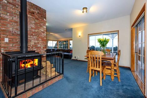 Photo of property in 411 Cashmere Road, Westmorland, Christchurch, 8025