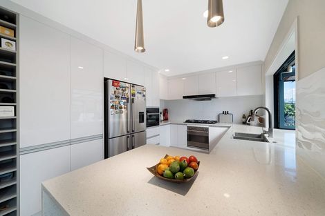 Photo of property in 37a Willerton Avenue, New Lynn, Auckland, 0600