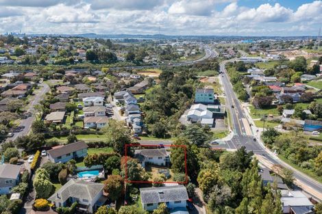 Photo of property in 8 Makora Road, Massey, Auckland, 0614