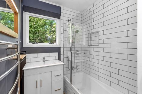 Photo of property in 254 Hendersons Road, Hoon Hay, Christchurch, 8025