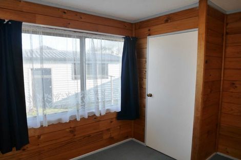 Photo of property in 2/25 Inwoods Road, Parklands, Christchurch, 8083