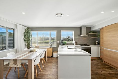 Photo of property in 18 Ridgeway Avenue, Rolleston, 7615