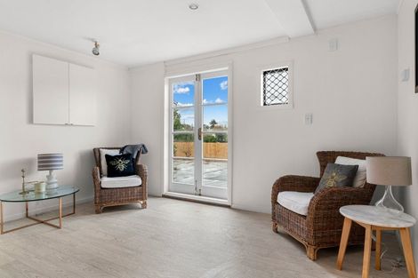 Photo of property in 5 Montague Place, Onerahi, Whangarei, 0110
