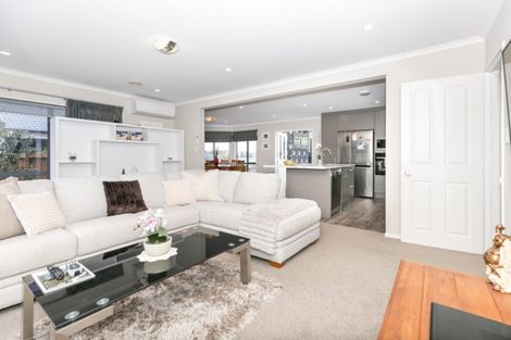 Photo of property in 16 Friesian Place, Grandview Heights, Hamilton, 3200