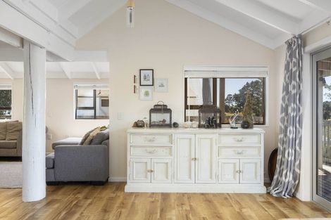 Photo of property in 16 Palm Parade, Riversdale Beach, Masterton, 5872