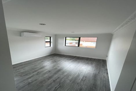 Photo of property in 93 Gray Avenue, Mangere East, Auckland, 2024