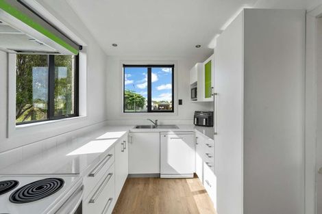 Photo of property in 64 Highfield Terrace, Newfield, Invercargill, 9812